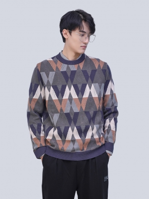 長袖圓領(lǐng)毛衣