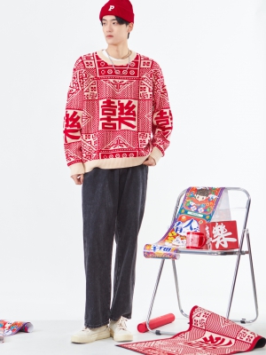 長(zhǎng)袖圓領(lǐng)毛衣