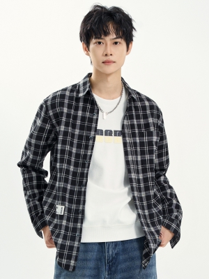 長袖翻領(lǐng)襯衣